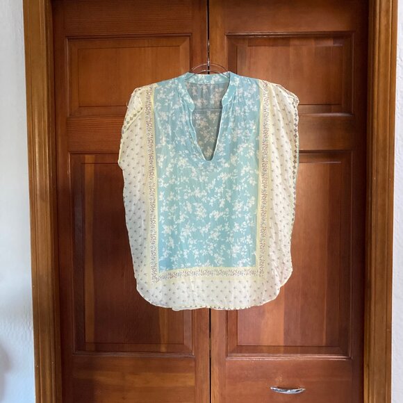 Elie Tahari Sleeveless Blouse with Camisole - Medium - Blue and Yellow Pattern - Picture 12 of 15